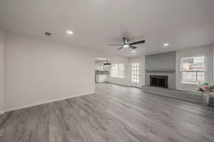 1921 Guinevere St, Arlington, TX 76014 - Photo 4