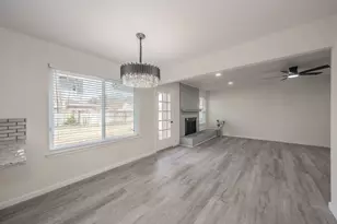 1921 Guinevere St, Arlington, TX 76014 - Photo 8