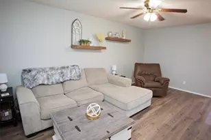 111 Candlestick Dr, Graham, TX 76450 - Photo 2