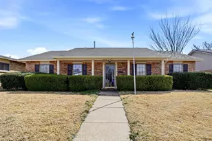 4304 Woodbluff Dr, Mesquite, TX 75150 - Photo 1