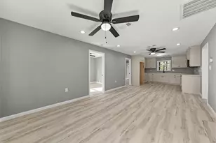 108 E 9th St, Valley Mills, TX 76689 - Photo 8