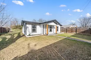 108 E 9th St, Valley Mills, TX 76689 - Photo 2