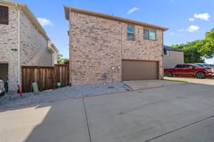 744 Patriot Ln, Irving, TX 75060 - Photo 34