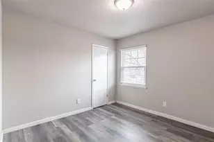 720 Sandstone Dr, Fort Worth, TX 76120 - Photo 14