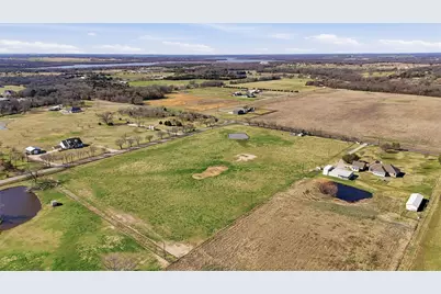 670 Welch School Road, Collinsville, TX 76233 - Photo 14