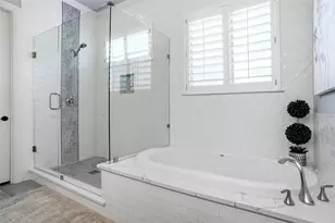 8820 Vermillion St, North Richland Hills, TX 76180 - Photo 14