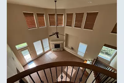 834 San Clemente, Irving, TX 75039 - Photo 4