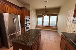 834 San Clemente, Irving, TX 75039 - Photo 10