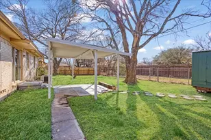 509 Lipscomb St, Bonham, TX 75418 - Photo 22