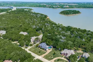 4007 Brooks Ct, Argyle, TX 76226 - Photo 1