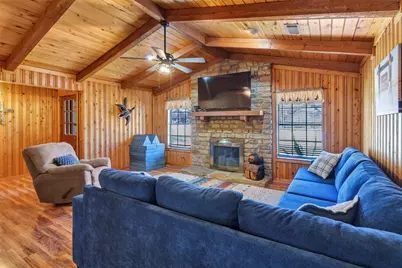 6325 Circo Drive, Granbury, TX 76049 - Photo 10