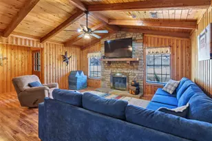 6325 Circo Dr, Granbury, TX 76049 - Photo 10