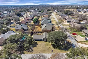 6325 Circo Dr, Granbury, TX 76049 - Photo 38