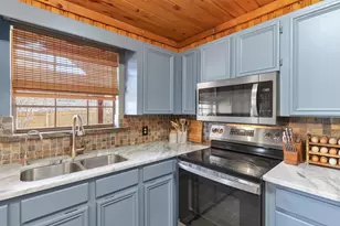 6325 Circo Dr, Granbury, TX 76049 - Photo 18