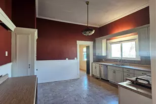 300 S Oak St, Lorena, TX 76655 - Photo 14