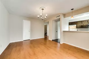 403 Arborview Dr, Garland, TX 75043 - Photo 10