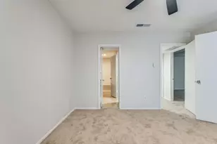 2321 Torrington Dr, Arlington, TX 76012 - Photo 18