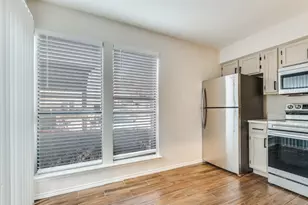 2321 Torrington Dr, Arlington, TX 76012 - Photo 12