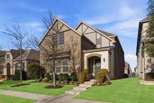 12744 Mercer Pkwy, Farmers Branch, TX 75234 - Photo 2