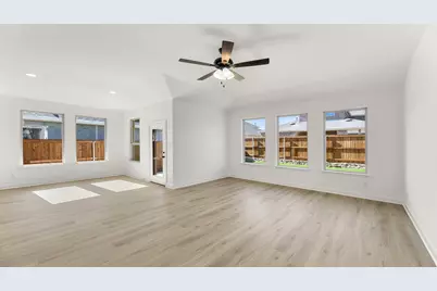 2419 Liberty Crossing Avenue, Royse City, TX 75189 - Photo 10