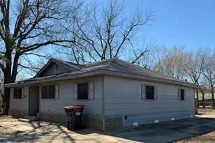 1471 10th St NE, Paris, TX 75460 - Photo 1