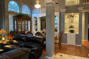 2102 Hunter Pl Ln, Arlington, TX 76006 - Photo 4