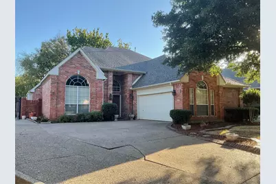 2102 Hunter Place Lane, Arlington, TX 76006 - Photo 2