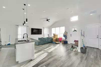 4621 Collins Avenue, Dallas, TX 75210 - Photo 8