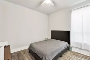 4621 Collins Ave, Dallas, TX 75210 - Photo 14