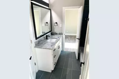 4621 Collins Avenue, Dallas, TX 75210 - Photo 8