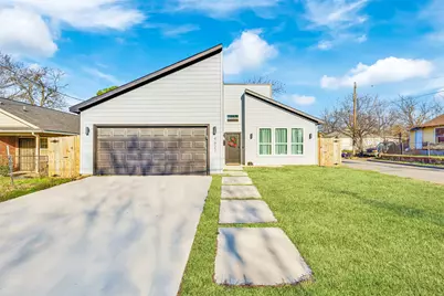 4621 Collins Avenue, Dallas, TX 75210 - Photo 1