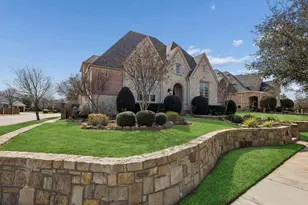 1101 King Mark Dr, Lewisville, TX 75056 - Photo 2