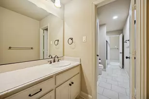 1101 King Mark Dr, Lewisville, TX 75056 - Photo 32