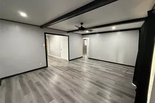 415 W Highland Dr, Whitewright, TX 75491 - Photo 6