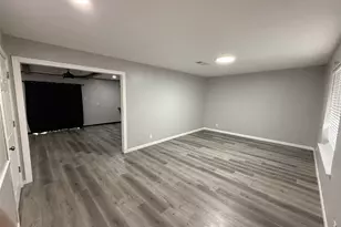 415 W Highland Dr, Whitewright, TX 75491 - Photo 2