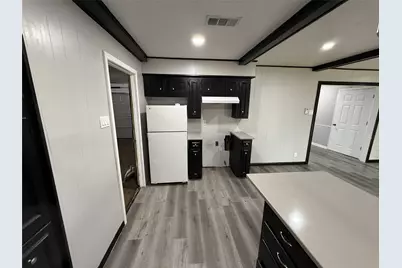 415 W Highland Drive, Whitewright, TX 75491 - Photo 8