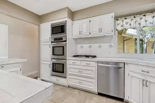 108 Wellesley Dr, Irving, TX 75062 - Photo 14