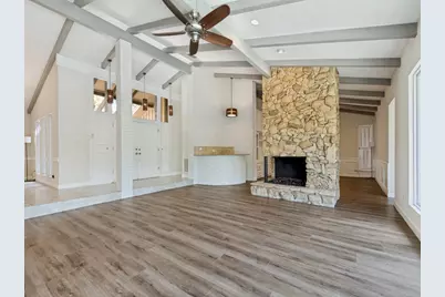 108 Wellesley Drive, Irving, TX 75062 - Photo 4