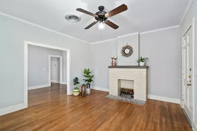 2619 S Adams Street, Fort Worth, TX 76110 - Photo 2