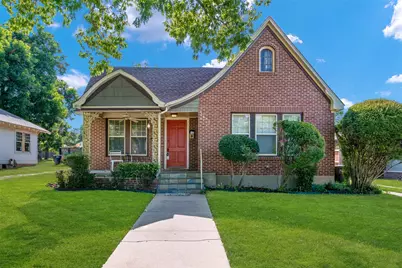 2619 S Adams Street, Fort Worth, TX 76110 - Photo 1