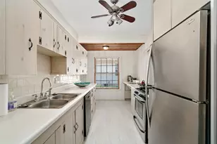 2619 S Adams St, Fort Worth, TX 76110 - Photo 4