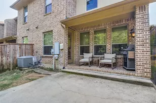 1011 Brook Hollow Dr, Euless, TX 76039 - Photo 24