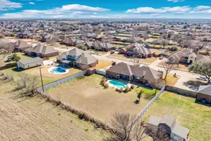 409 Panther Peak Dr, Midlothian, TX 76065 - Photo 40