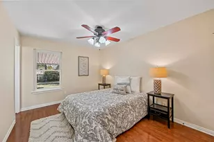 402 Phillips St, Mansfield, TX 76063 - Photo 10