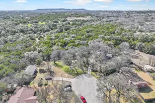 1303 W Seneca Ct, Granbury, TX 76048 - Photo 30