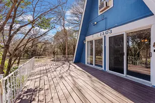 1303 W Seneca Ct, Granbury, TX 76048 - Photo 24