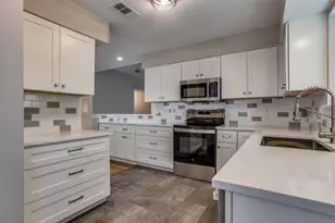 1016 Ledgemont Dr, Plano, TX 75025 - Photo 12