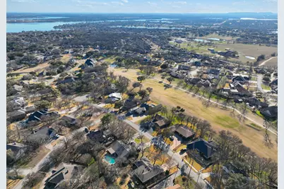 5014 Largo Drive, Granbury, TX 76049 - Photo 38