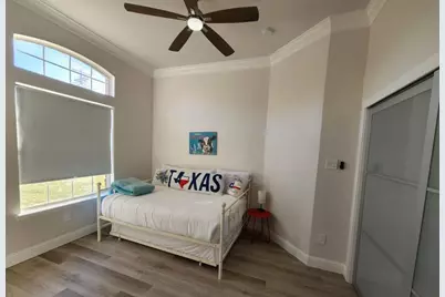 8613 Lakeside Drive, Rowlett, TX 75088 - Photo 18