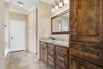 9912 Houston Drive, Waco, TX 76712 - Photo 12